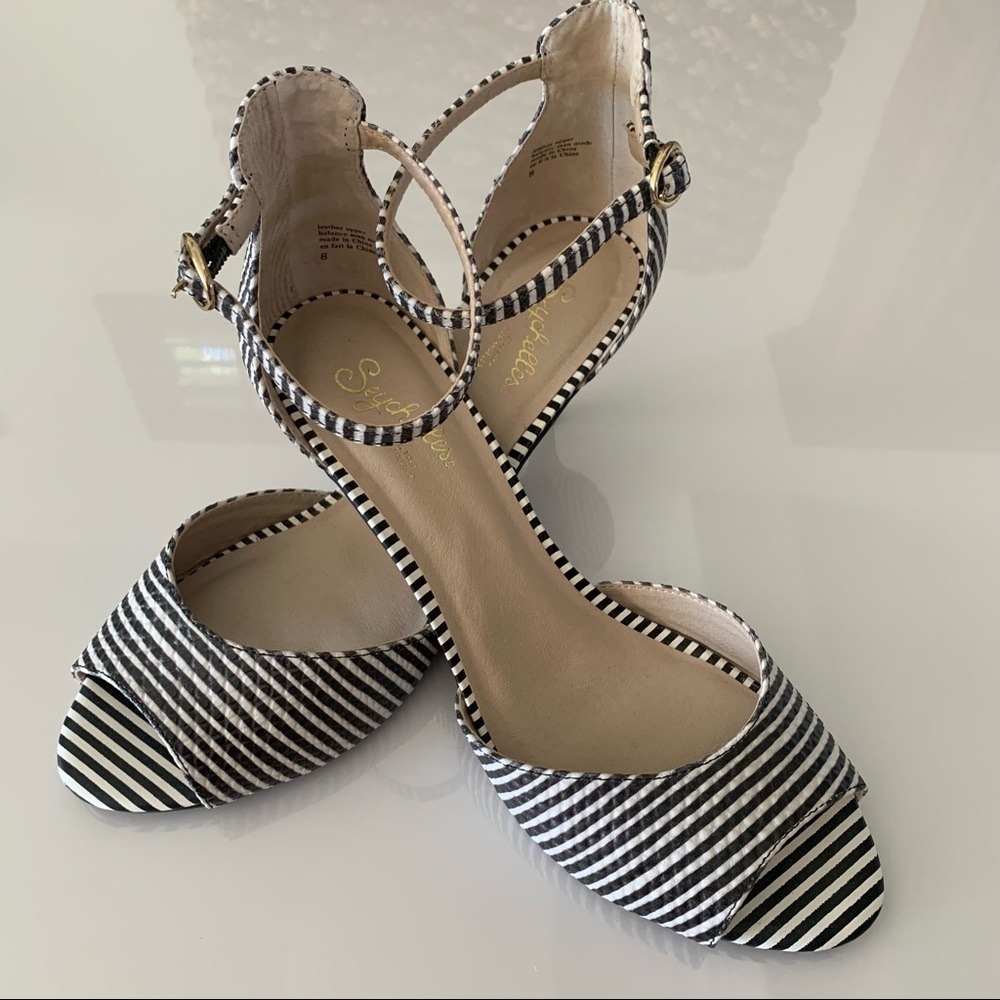 Seychelles Black and White Striped Open-Toe Ankle Strap Sandals